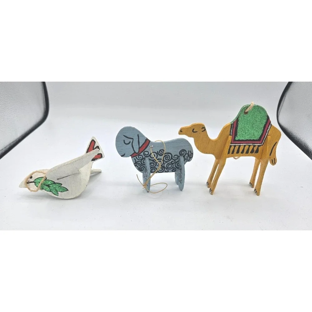 Vtg 13‎ Hand-Painted Wooden Christmas Ornaments (Craft Master '72 Deluxe Set)